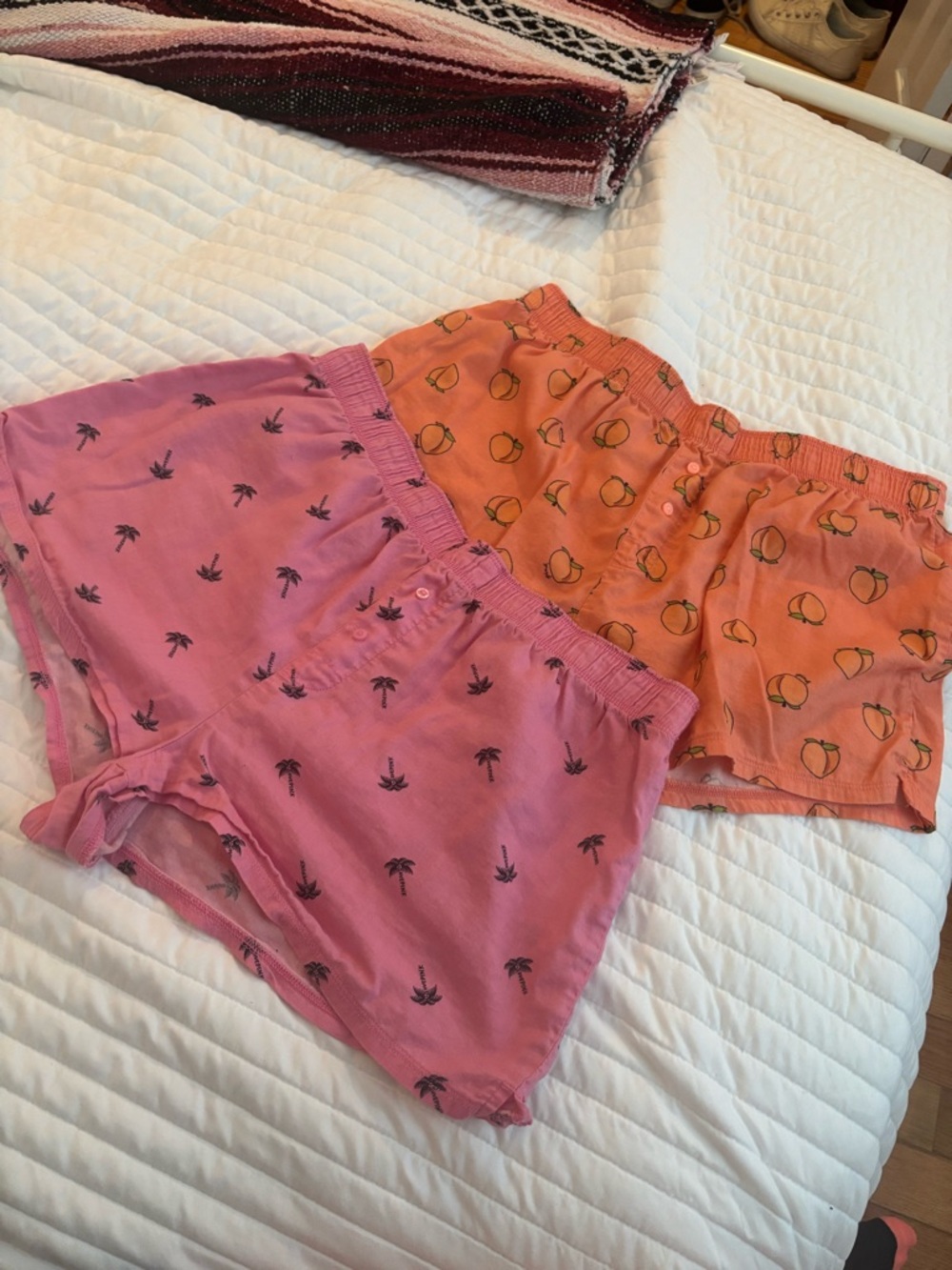 Set of 2 Lightweight Sleep Shorts - Pink Palm & Peach Print